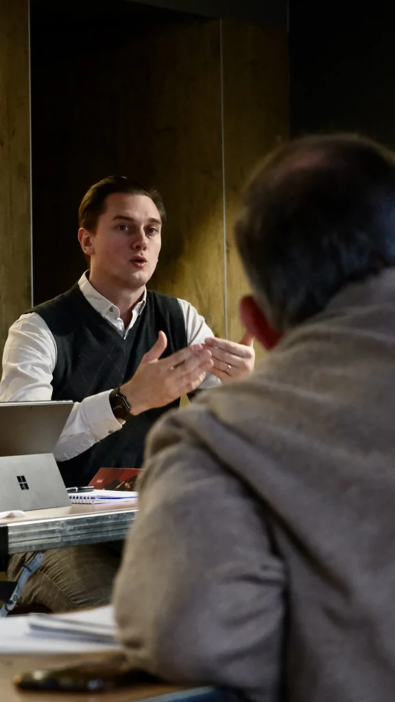 Les ateliers collaboratifs d'atout Paul permettent d'identifier vos problématique et d'y apporter des solution concrète inspiré du Lean management.