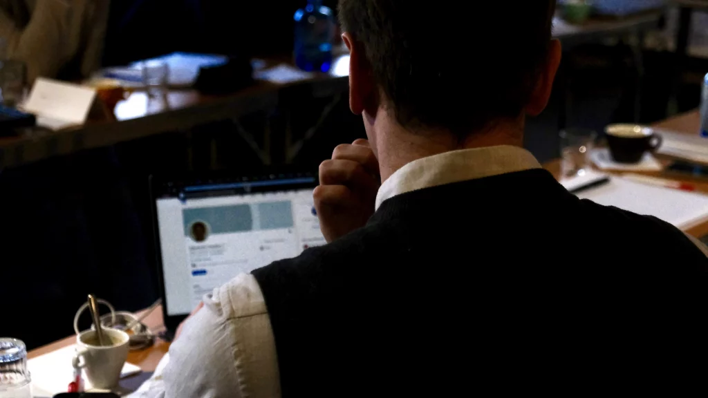 Paul Rieu, atoutpaul est une société expert en amélioration continue (Lean Management) pour les entreprise du BTP et de la carrosserie.